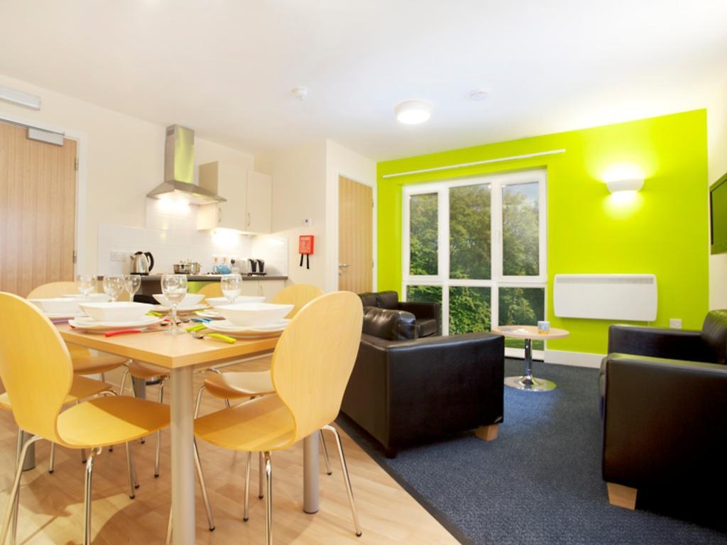 The Sidings Aparthotel Penryn Room photo
