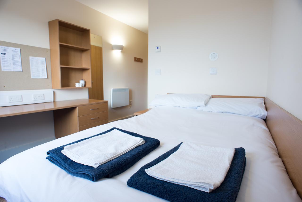 The Sidings Aparthotel Penryn Exterior photo